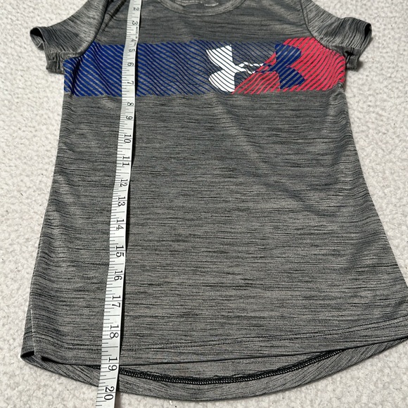 Under Armour Girls Gray Shirt, EUC, Size Small - Picture 5 of 7